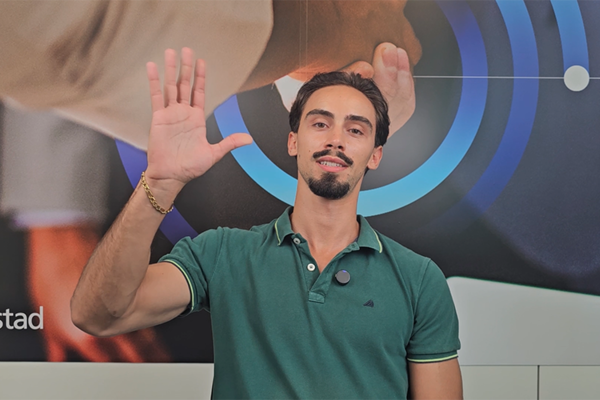Connect With - Gonçalo Rocha